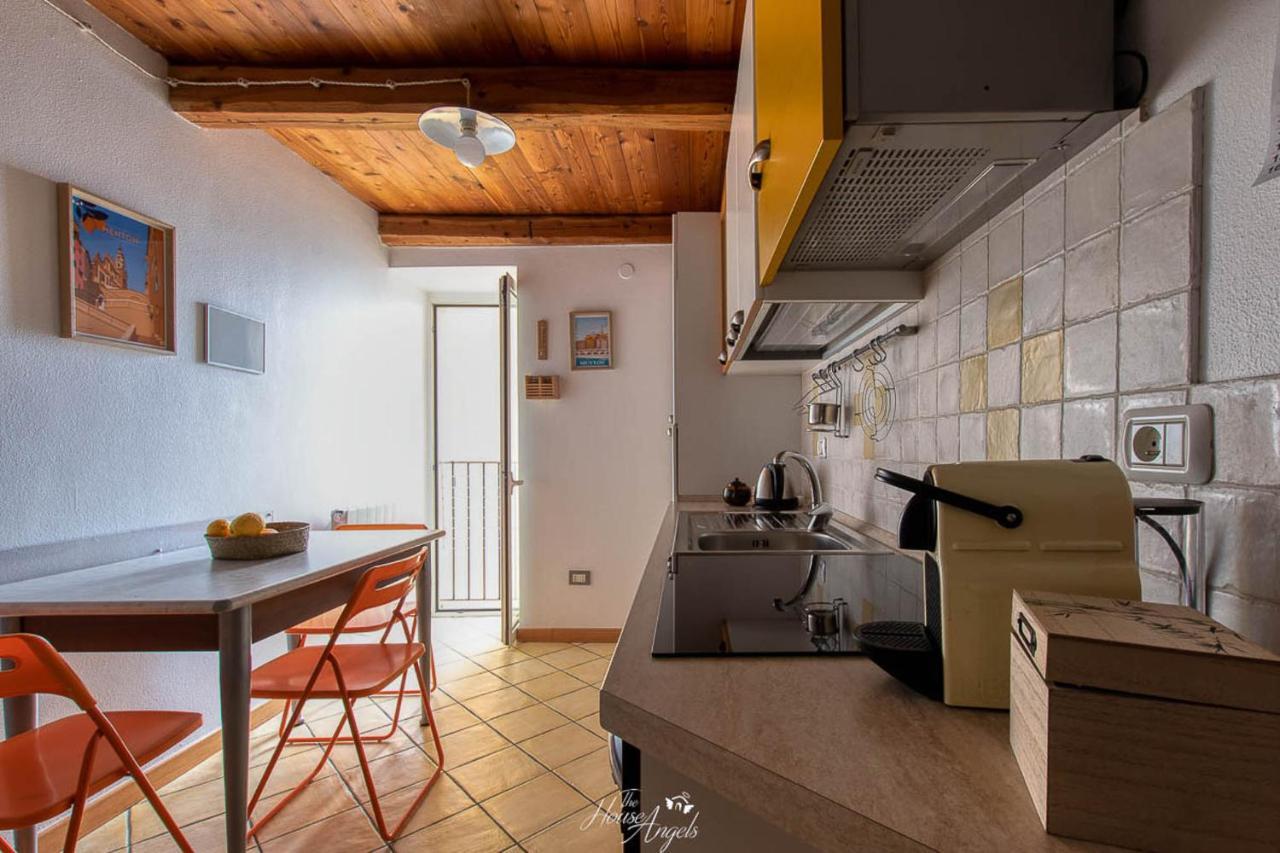 Vista Mare E Comfort In Centro Storico Ментона Екстериор снимка